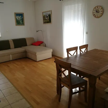 Masa Apartment